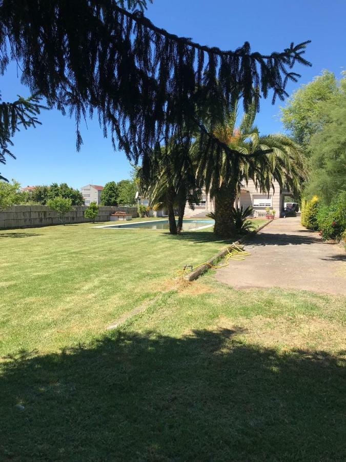 Villa Las Camelias Villanueva De Arosa Εξωτερικό φωτογραφία