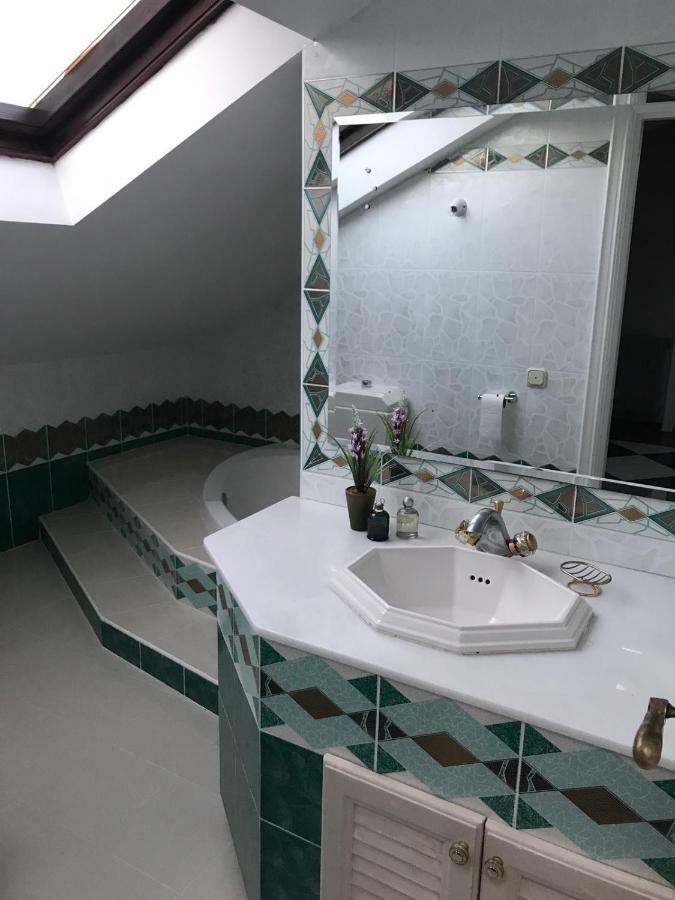 Villa Las Camelias Villanueva De Arosa Εξωτερικό φωτογραφία