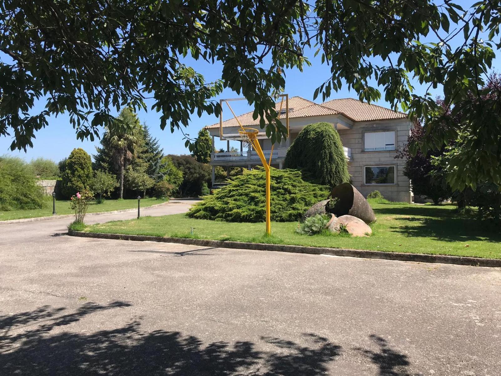 Villa Las Camelias Villanueva De Arosa Εξωτερικό φωτογραφία